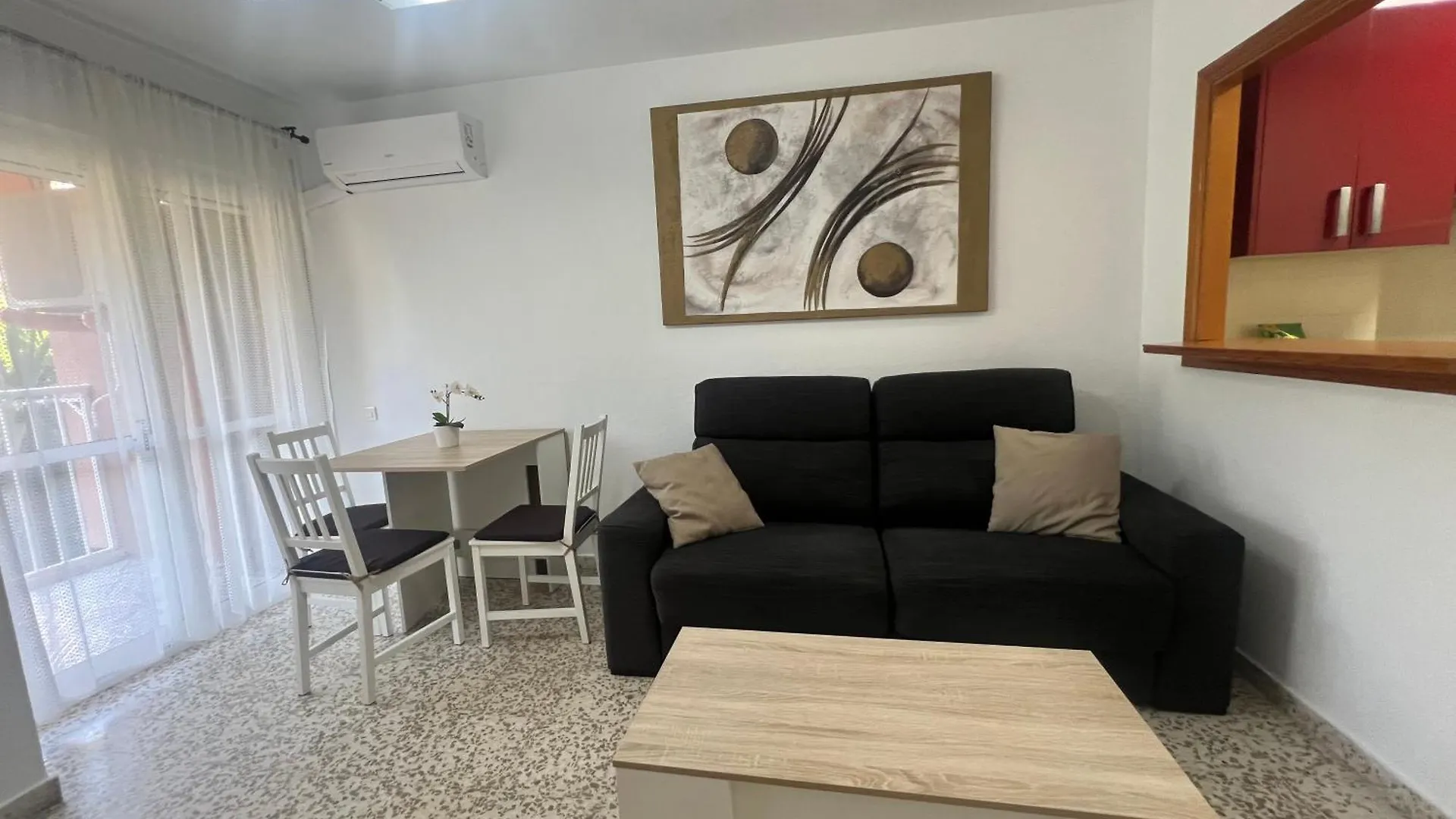 아파트 Aguila Apartamento Con Vistas 베날마데나코스타